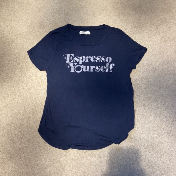 Hollister Women’s Soft T-shirt - Picture 5 of 7